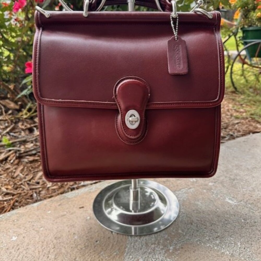 Vintage Coach Willis in Currant